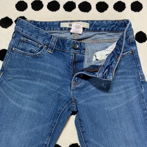 Vintage Y2K Gap I'm Curvy Low Rise Bootcut Medium Wash Denim Flare Jeans - Picture 3 of 13